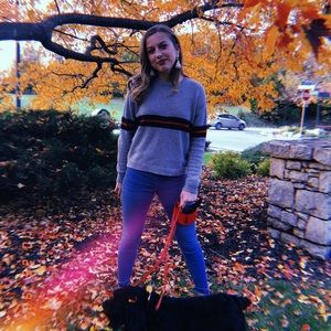 Meet your Posher, Abigail